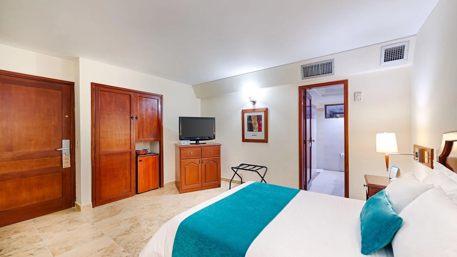 Hotel Obelisco Cali 4*,